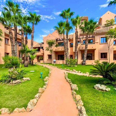 Lovely Apartment In Los Alcazares With Kitchen מראה חיצוני תמונה